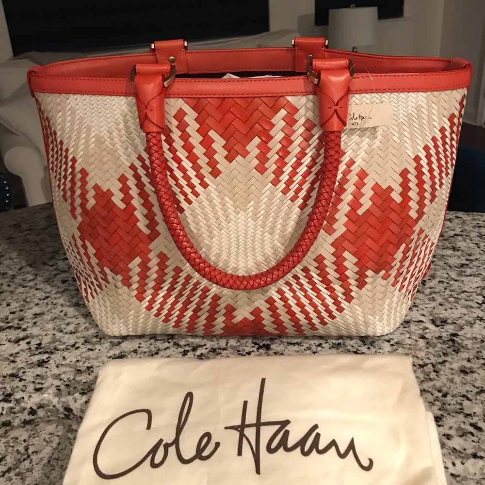 ✨NEW!✨Cole Haan✨Genevieve✨NWT! RARE Woven Leather Large Diamond Weave Bag - Picture 10 of 10